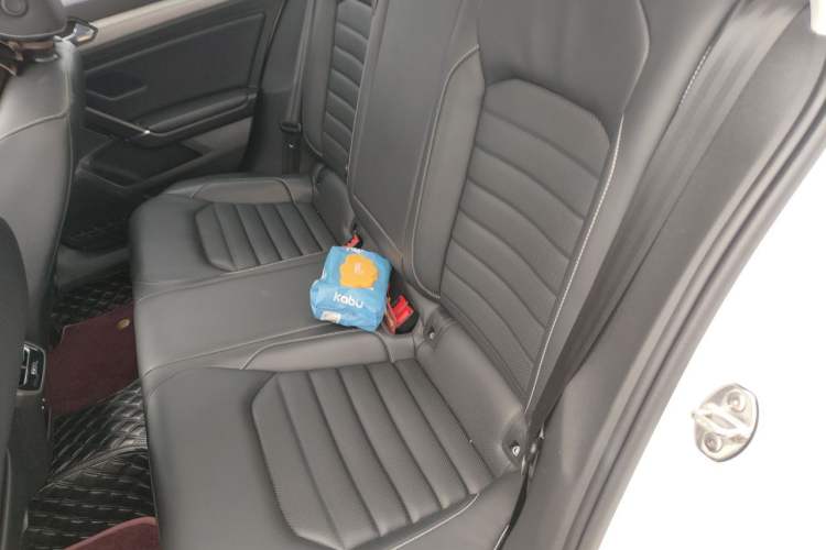 Used Volkswagen Lamando 2021 280TSI DSG Comfort Edition Left Rear Seat