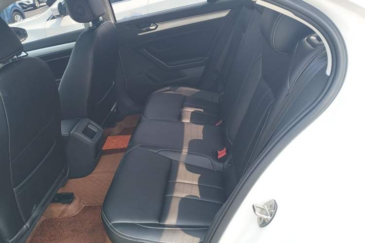 Used Volkswagen Lamando 2021 230TSI DSG Fashion Edition Left Rear Seat