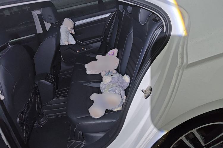 Used Volkswagen Lamando 2021 280TSI DSG Comfort Edition Left Rear Seat