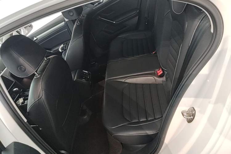 Used Volkswagen Lamando 2021 Revised Version 280TSI DSG Comfort Edition Left Rear Seat