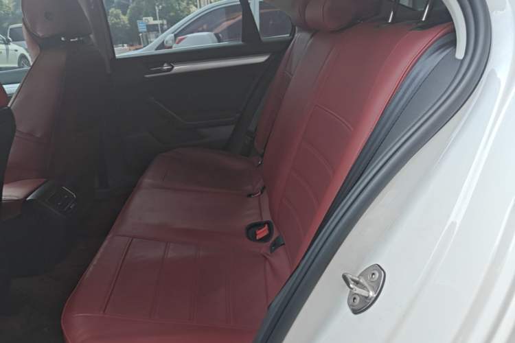 Used Volkswagen Lamando 2021 230TSI DSG Fashion Edition Left Rear Seat
