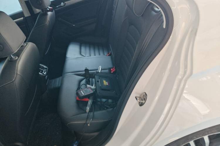 Used Volkswagen Lamando 2021 280TSI DSG Comfort Edition Left Rear Seat