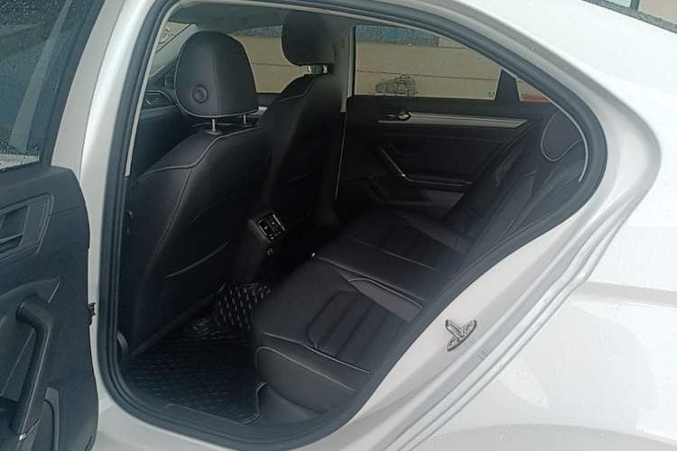 Used Volkswagen Lamando 2021 Revised Version 280TSI DSG Comfort Edition Left Rear Seat