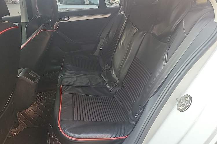 Used Volkswagen Lamando 2021 230TSI DSG Fashion Edition Left Rear Seat