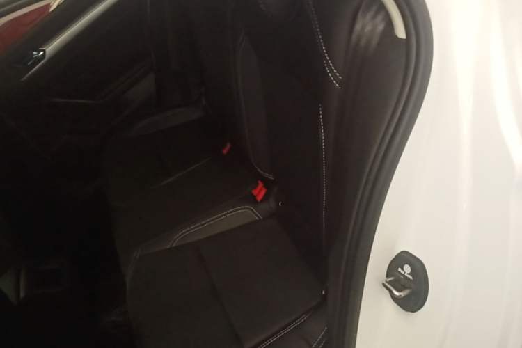 Used Volkswagen Lamando 2021 230TSI DSG Fashion Edition Left Rear Seat