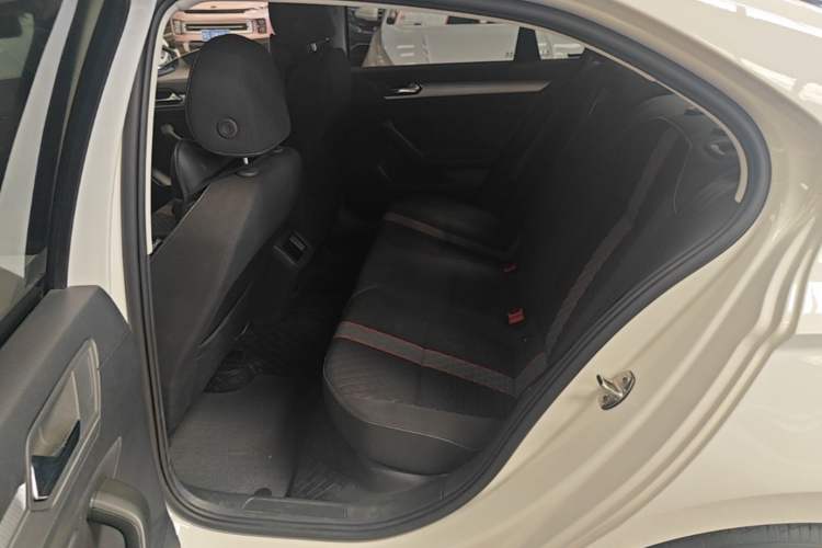 Used Volkswagen Lamando 2021 230TSI DSG Fashion Edition Left Rear Seat
