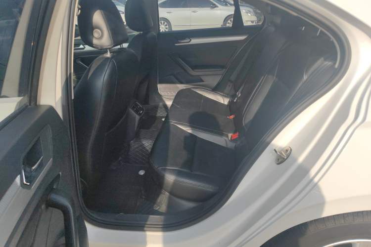 Used Volkswagen Lamando 2021 230TSI DSG Fashion Edition Left Rear Seat
