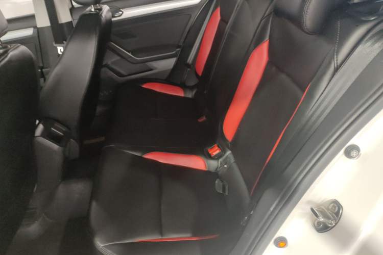 Used Volkswagen Lamando 2021 230TSI DSG Fashion Edition Left Rear Seat