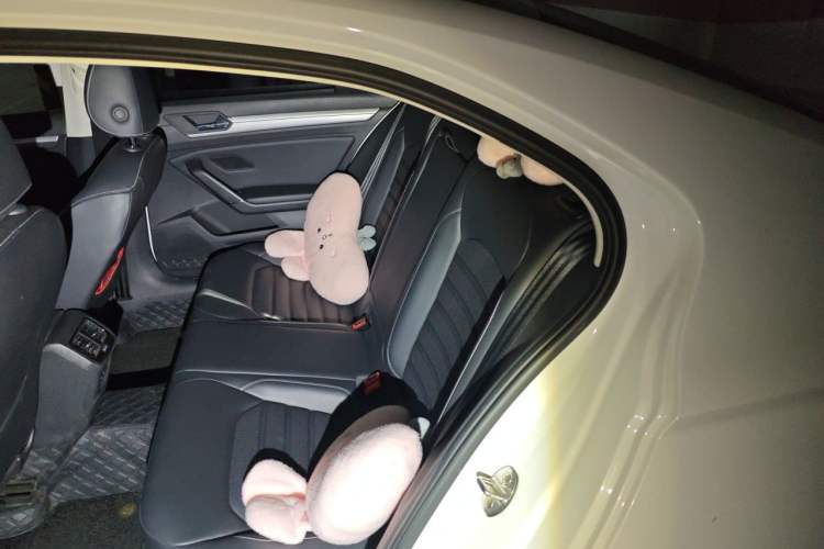 Used Volkswagen Lamando 2021 280TSI DSG Comfort Edition Left Rear Seat