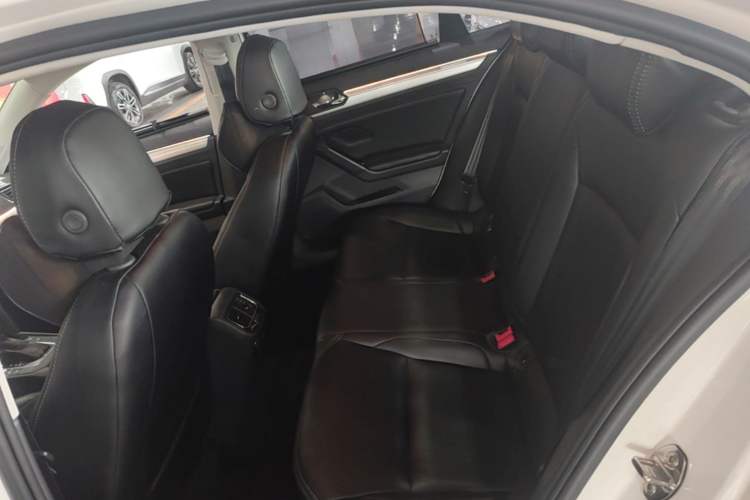 Used Volkswagen Lamando 2021 230TSI DSG Fashion Edition Left Rear Seat