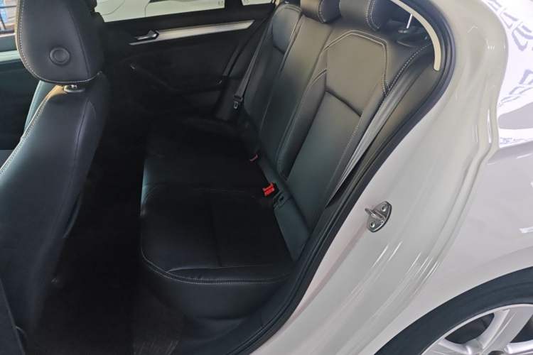 Used Volkswagen Lamando 2021 230TSI DSG Fashion Edition Left Rear Seat