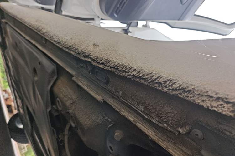 Used Volkswagen Lamando 2021 280TSI DSG Comfort Edition Left Side Sill
