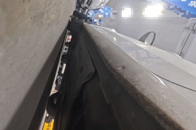 Used Volkswagen Lamando 2021 280TSI DSG Comfort Edition Left Side Sill