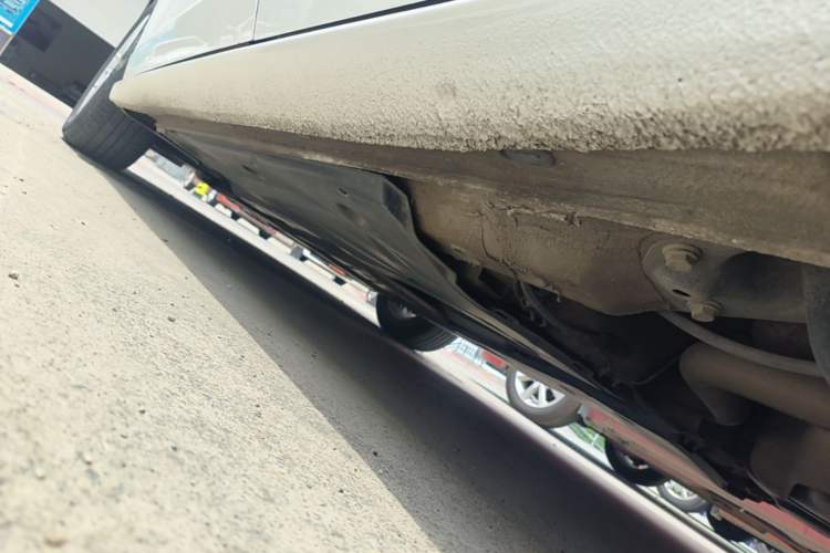 Used Volkswagen Lamando 2021 230TSI DSG Fashion Edition Left Side Sill