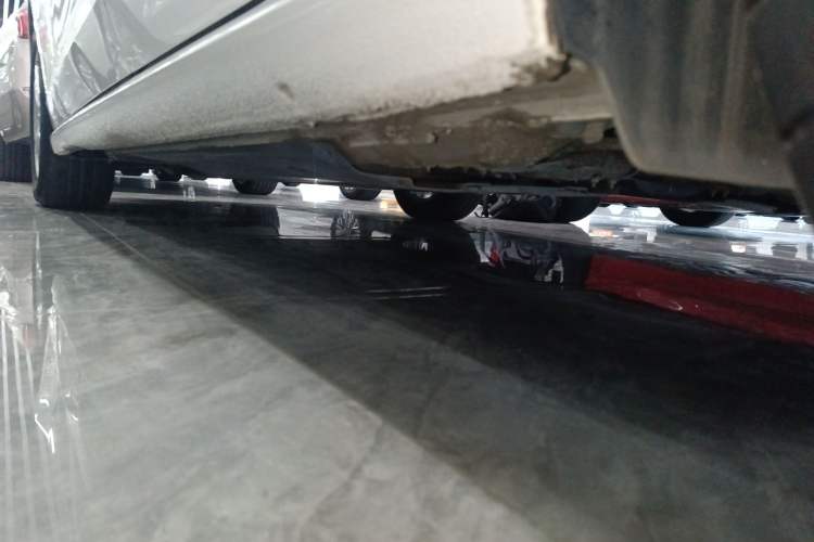 Used Volkswagen Lamando 2021 230TSI DSG Fashion Edition Left Side Sill