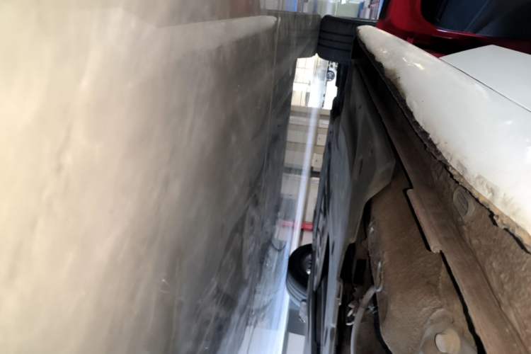 Used Volkswagen Lamando 2021 230TSI DSG Fashion Edition Left Side Sill