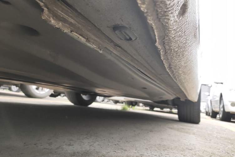 Used Volkswagen Lamando 2021 280TSI DSG Luxury Phantom Edition Left Side Sill