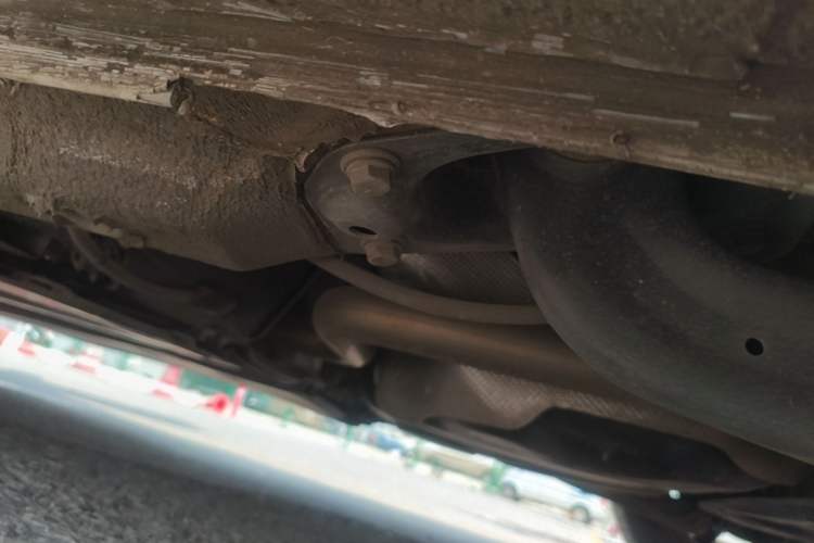 Used Volkswagen Lamando 2021 280TSI DSG Comfort Edition Left Side Sill