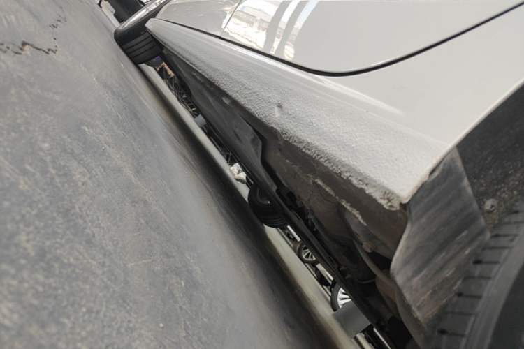 Used Volkswagen Lamando 2021 230TSI DSG Fashion Edition Left Side Sill