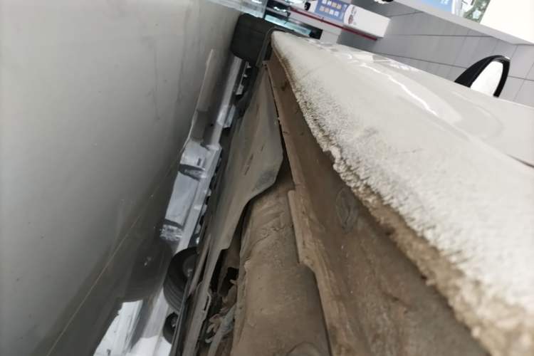 Used Volkswagen Lamando 2021 230TSI DSG Fashion Edition Left Side Sill
