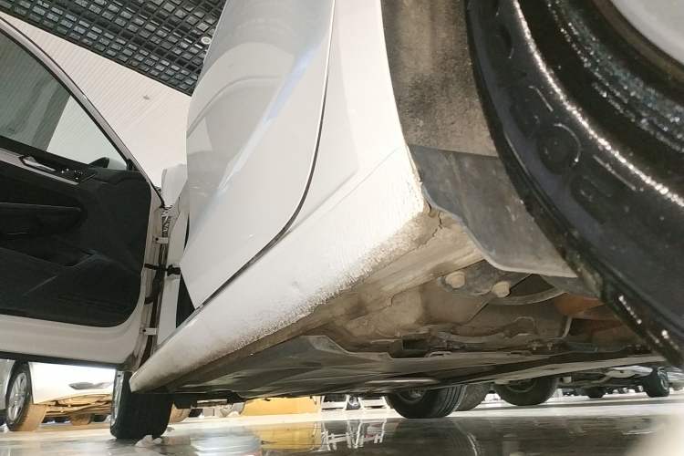 Used Volkswagen Lamando 2021 230TSI DSG Fashion Edition Left Side Sill