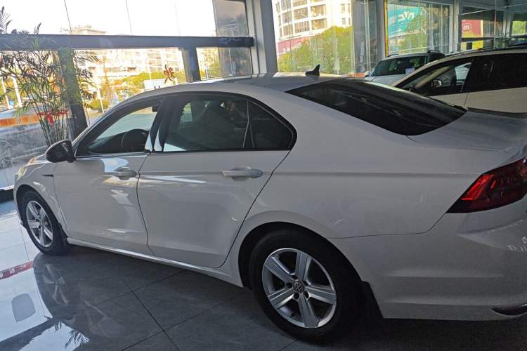 Used Volkswagen Lamando 2021 230TSI DSG Fashion Edition Left Side