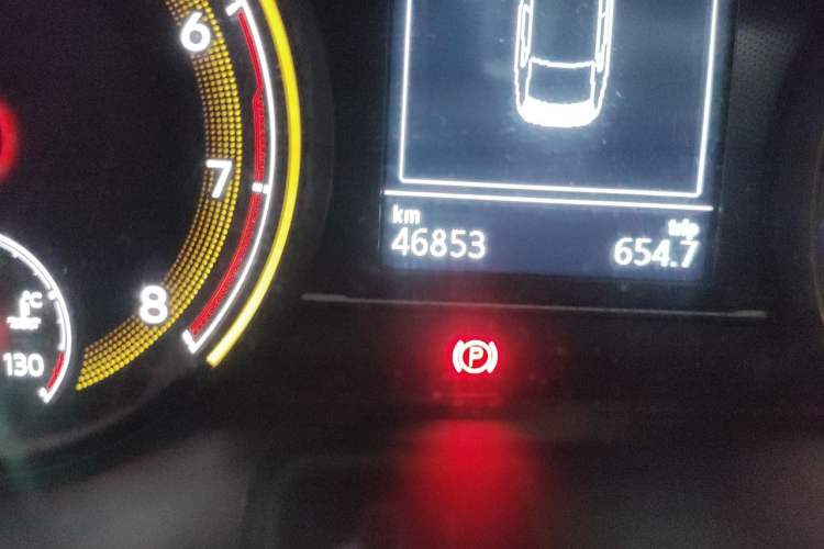Used Volkswagen Lamando 2021 280TSI DSG Comfort Edition Odometer Close Up