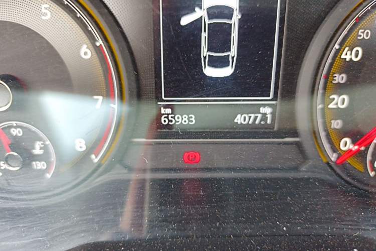 Used Volkswagen Lamando 2021 230TSI DSG Fashion Edition Odometer Close Up