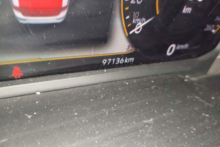 Used Volkswagen Lamando 2021 280TSI DSG Comfort Edition Odometer Close Up