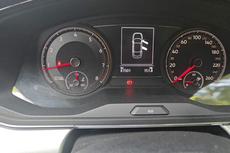Used Volkswagen Lamando 2021 230TSI DSG Fashion Edition Odometer Close Up