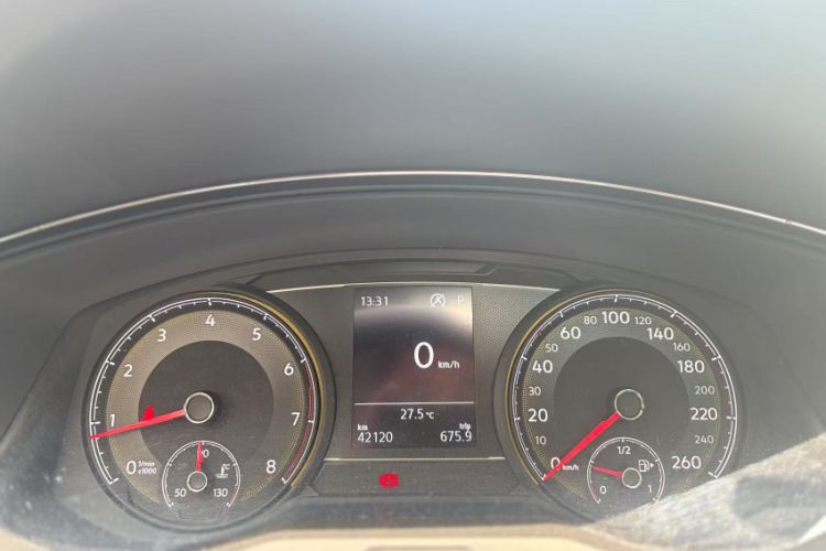 Used Volkswagen Lamando 2021 230TSI DSG Fashion Edition Odometer Close Up