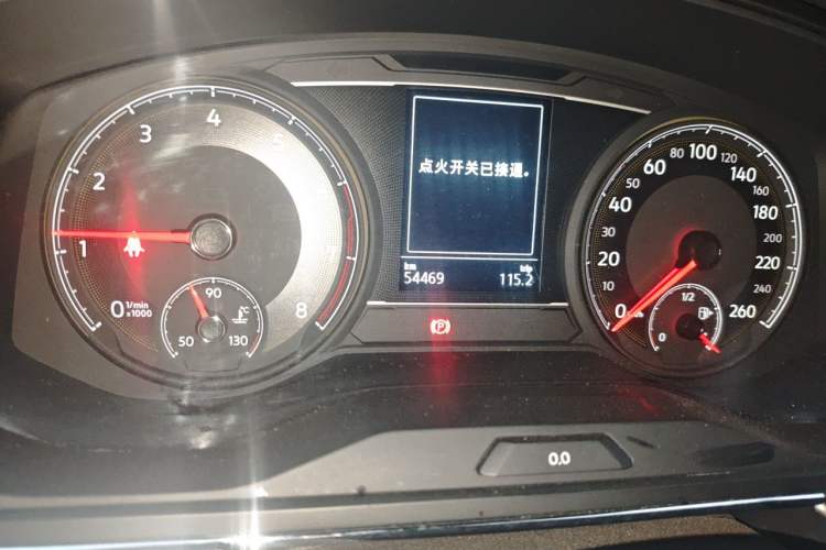 Used Volkswagen Lamando 2021 230TSI DSG Fashion Edition Odometer Close Up