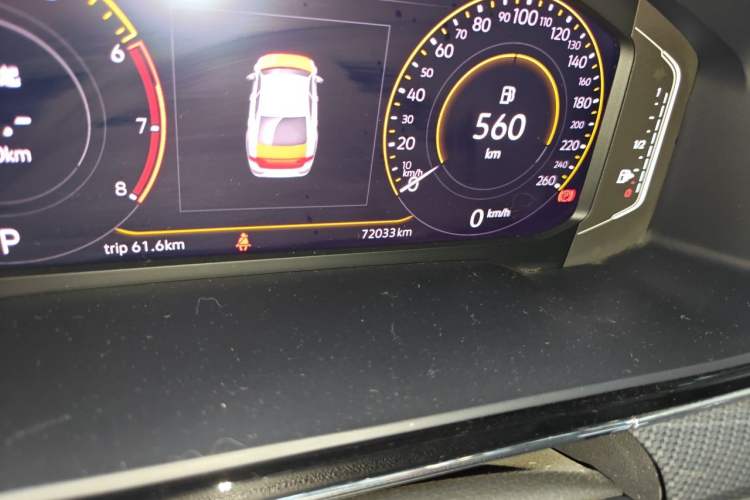 Used Volkswagen Lamando 2021 280TSI DSG Luxury Phantom Edition Odometer Close Up