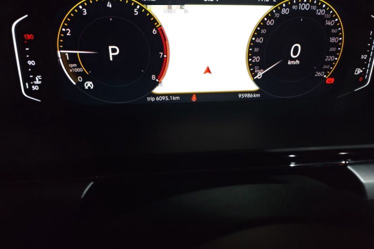 Used Volkswagen Lamando 2021 280TSI DSG Comfort Edition Odometer Close Up