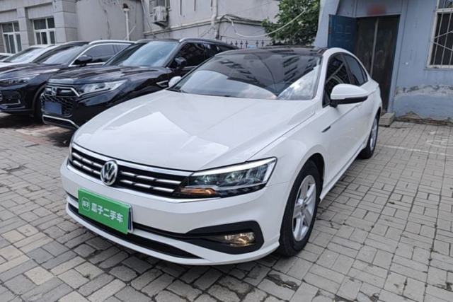 Volkswagen Lamando 2021 230TSI DSG Fashion Edition usado