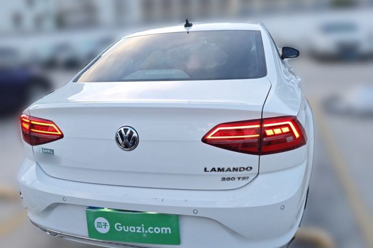 Used Volkswagen Lamando 2021 280TSI DSG Comfort Edition Rear