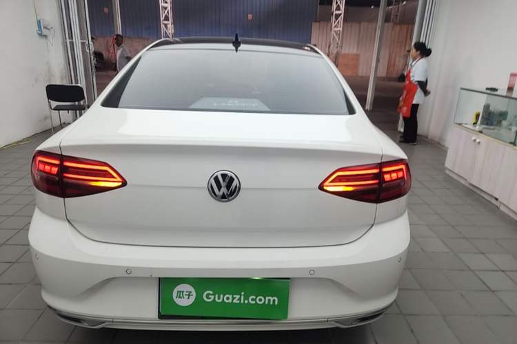 Used Volkswagen Lamando 2021 280TSI DSG Comfort Edition Rear