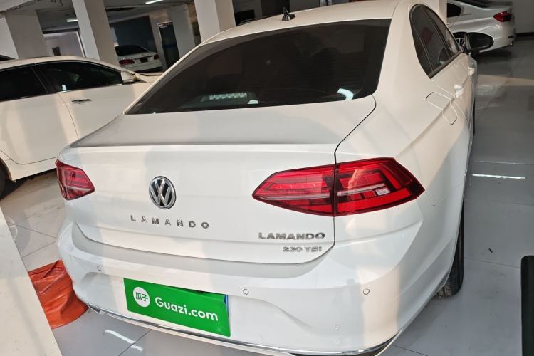 Used Volkswagen Lamando 2021 230TSI DSG Fashion Edition Rear