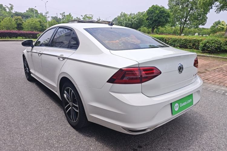 Used Volkswagen Lamando 2021 280TSI DSG Comfort Edition Rear Left 45 Deg