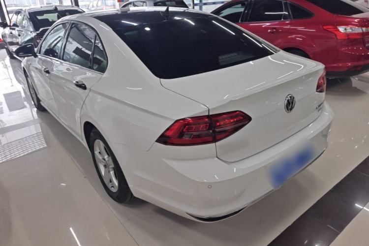 Used Volkswagen Lamando 2021 230TSI DSG Fashion Edition Rear Left 45 Deg
