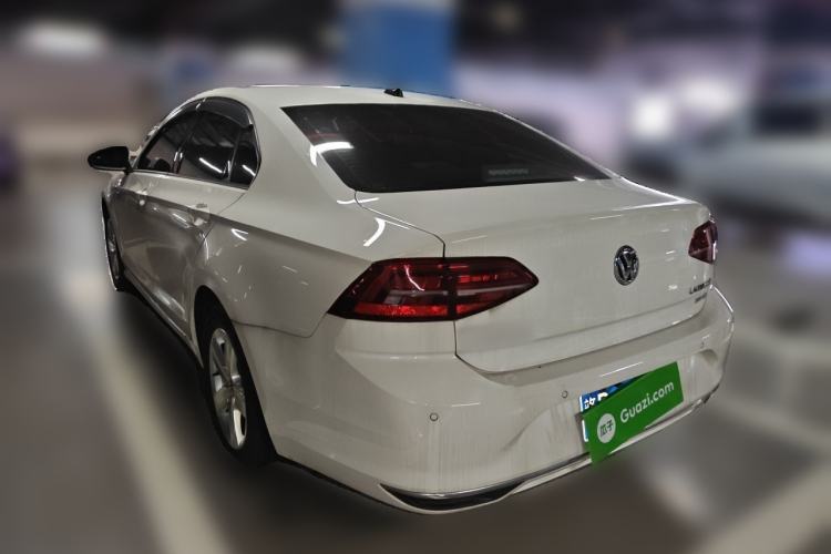 Used Volkswagen Lamando 2021 230TSI DSG Fashion Edition Rear Left 45 Deg