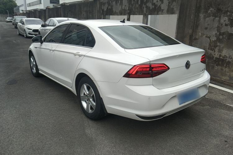 Used Volkswagen Lamando 2021 230TSI DSG Fashion Edition Rear Left 45 Deg