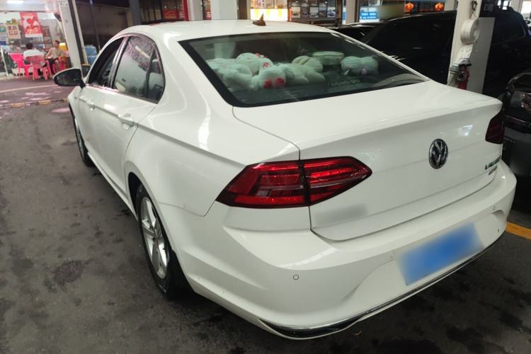 Used Volkswagen Lamando 2021 230TSI DSG Fashion Edition Rear Left 45 Deg