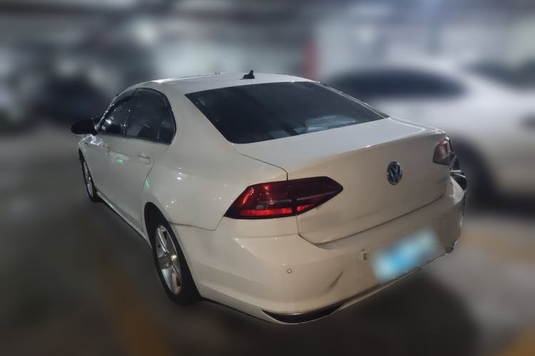 Used Volkswagen Lamando 2021 230TSI DSG Fashion Edition Rear Left 45 Deg