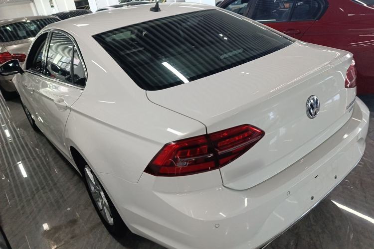 Used Volkswagen Lamando 2021 230TSI DSG Fashion Edition Rear Left 45 Deg