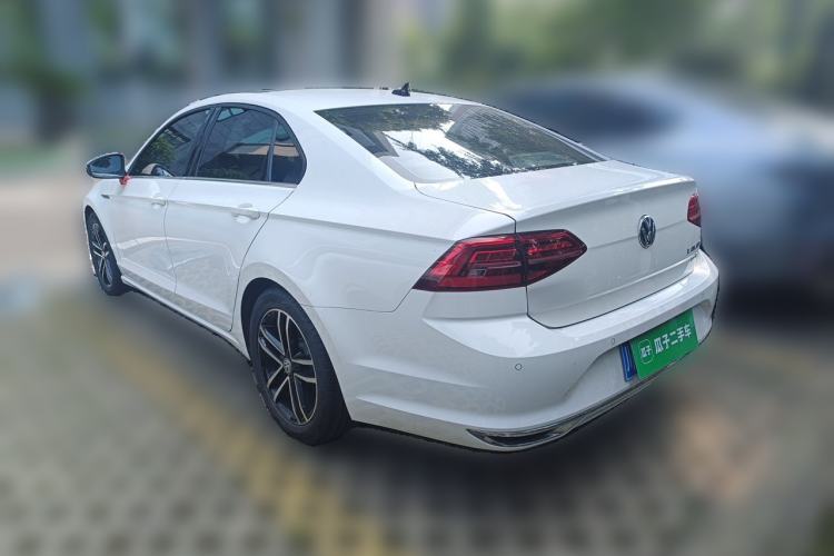 Used Volkswagen Lamando 2021 280TSI DSG Comfort Edition Rear Left 45 Deg