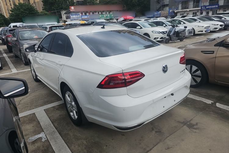 Used Volkswagen Lamando 2021 230TSI DSG Fashion Edition Rear Left 45 Deg