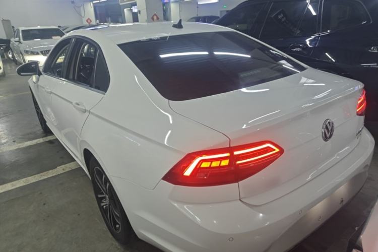 Used Volkswagen Lamando 2021 280TSI DSG Comfort Edition Rear Left 45 Deg
