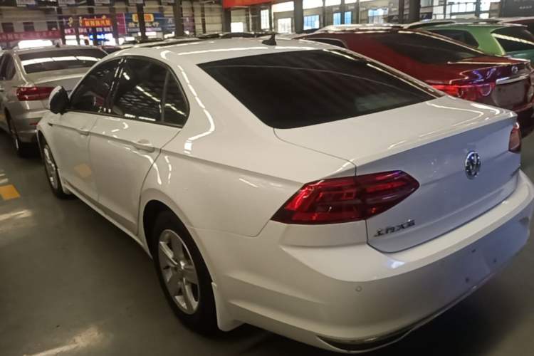 Used Volkswagen Lamando 2021 230TSI DSG Fashion Edition Rear Left 45 Deg