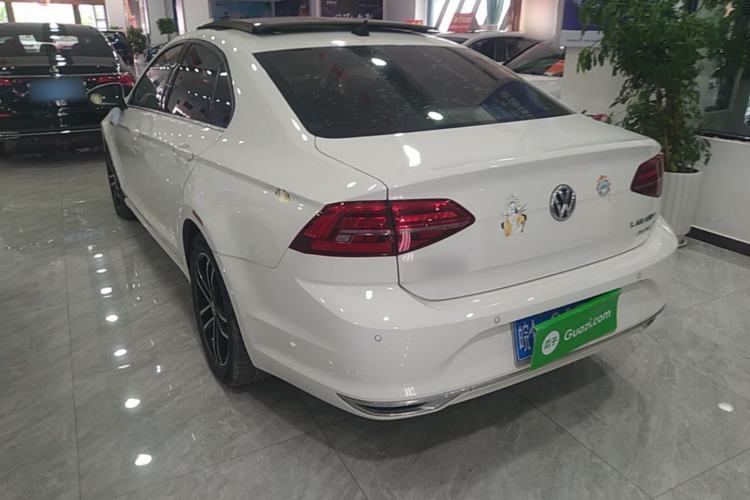 Used Volkswagen Lamando 2021 280TSI DSG Luxury Phantom Edition Rear Left 45 Deg